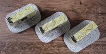 Load image into Gallery viewer, Lemongrass & poppyseed soap