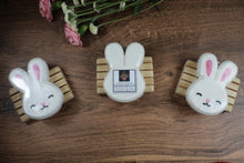 Load image into Gallery viewer, Bunny Bath bomb - 5.5 oz - Fairy Dust Scent