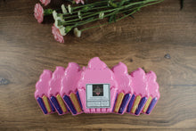 Load image into Gallery viewer, Bath bomb - 4.5 oz - Cupcake