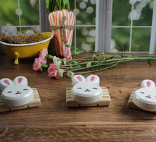 Load image into Gallery viewer, Bunny Bath bomb - 5.5 oz - Fairy Dust Scent