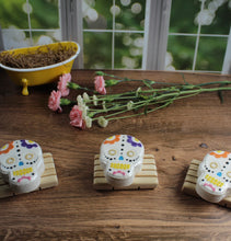 Load image into Gallery viewer, Bath bomb - 5.25 oz - Sugar Skull