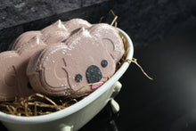 Load image into Gallery viewer, Bath bomb - 4.5 oz - Koala