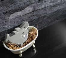 Load image into Gallery viewer, Shark Bath bomb - 4.5 oz - Bite me! Scent