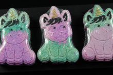 Load image into Gallery viewer, Bath bomb - 4.5 oz - Baby Unicorn