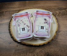 Load image into Gallery viewer, Dead Sea Salt soak-Love Spell with rose buds