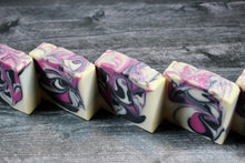 Load image into Gallery viewer, Black Raspberry & Vanilla handmade soap