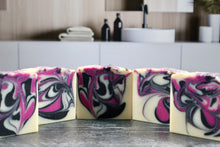 Load image into Gallery viewer, Black Raspberry & Vanilla handmade soap