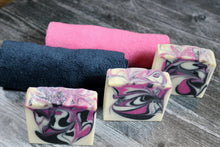 Load image into Gallery viewer, Black Raspberry & Vanilla handmade soap