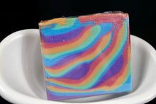 Load image into Gallery viewer, Sandalwood Patchouli handmade soap