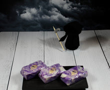 Load image into Gallery viewer, Purple Dragon Eye