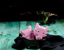 Load image into Gallery viewer, Bath bomb - 4 oz - Dragon head
