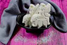 Load image into Gallery viewer, Bath bomb - 4.25 oz - Fairy