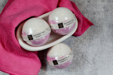 Load image into Gallery viewer, Bath bomb - 5.5 oz - Black Raspberry Vanilla