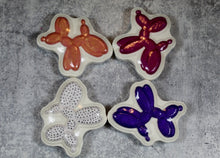 Load image into Gallery viewer, Balloon dog Bath bomb