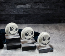 Load image into Gallery viewer, Bath bomb - 5.25 oz - Jack Skellington