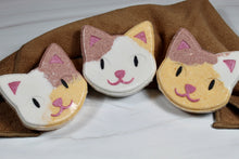Load image into Gallery viewer, Bath bomb - 6.5 oz - Cat