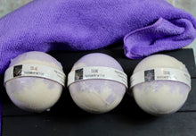 Load image into Gallery viewer, Bath bomb - 5.5 oz - Lilac
