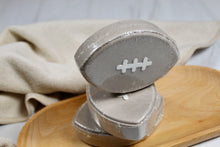 Load image into Gallery viewer, Bath bomb - 4.5 oz - Football