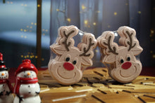 Load image into Gallery viewer, Bath bomb - 4.5 oz - Reindeer