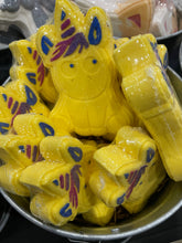 Load image into Gallery viewer, Bath bomb - 4.5 oz - Baby Unicorn - Fruity rings