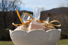 Load image into Gallery viewer, Uplift Shower Steamer - 4 oz Orange