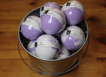 Load image into Gallery viewer, Bath bomb - 5.5 oz - Lilac