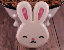 Load image into Gallery viewer, Bunny Bath bomb - 5.5 oz - Fairy Dust Scent