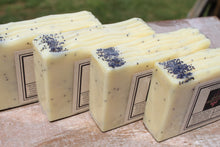 Load image into Gallery viewer, Lemongrass & poppyseed soap