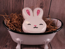 Load image into Gallery viewer, Bunny Bath bomb - 5.5 oz - Fairy Dust Scent