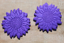 Load image into Gallery viewer, Purple Sunflower resin coasters - set of 2
