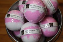 Load image into Gallery viewer, Bath bomb - 5.5 oz - Black Raspberry Vanilla