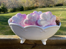 Load image into Gallery viewer, Bath bomb - 4.5 oz - Flower
