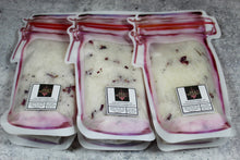 Load image into Gallery viewer, Dead Sea Salt soak-Love Spell with rose buds
