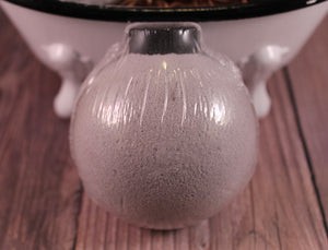 Bath bomb - 4.5 oz - “F bomb”