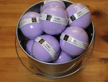 Load image into Gallery viewer, Bath bomb - 5.5 oz - Lavender
